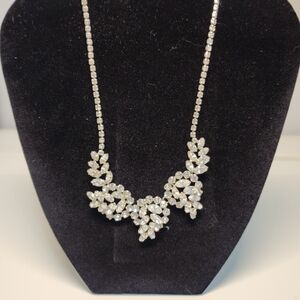 Elegant Crystal Necklace